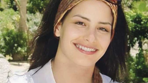 الكاتبة رشا عزت الجزار 