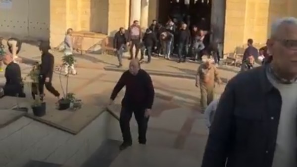 جنازة شقيق سامي مغاوري