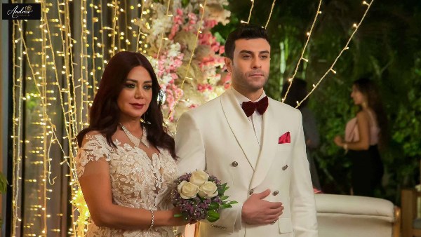 مسلسل روج أسود 