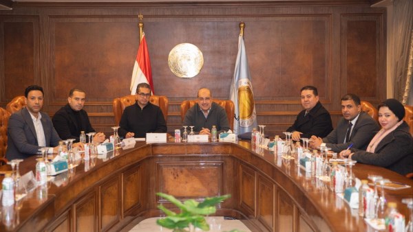 برلمانية الشعب الجمهوري بالشيوخ تعقد اجتماعًا لمناقشة خطة العمل المستقبلية