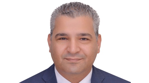  الدكتور عياد رزق عضو الأمانة المركزية بحزب الشعب الجمهوري، والخبير الاقتصادي