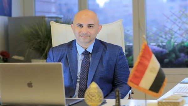 النائب طارق الطويل، رئيس الهيئة البرلمانية لحزب الشعب الجمهوري