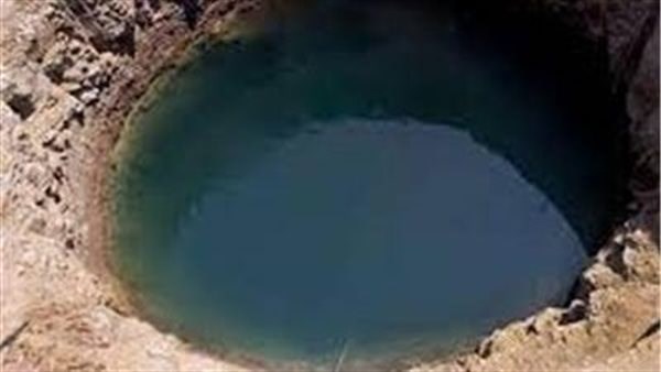 تخفيض رسوم ترخيص استخدام المياه الجوفية شبه المالحة إلى 10 آلاف جنيه تخفيض رسوم ترخيص استخدام المياه الجوفية شبه المالحة إلى 10 آلاف جنيه