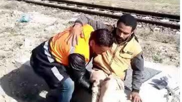 انقاذ شاب بلا مأوى 