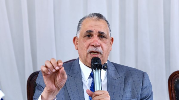 نقيب المحامين