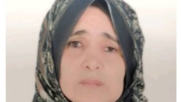 الأم المثالية الأولى 