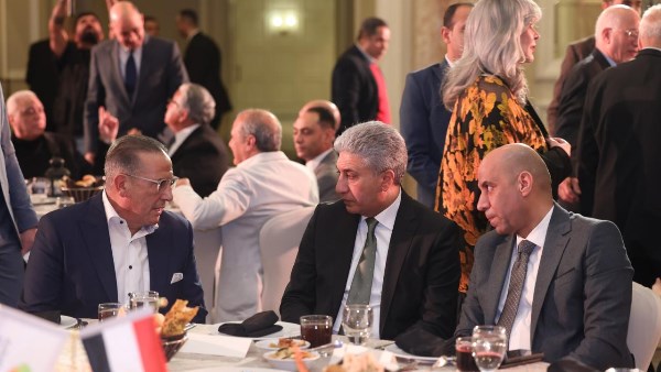 وزير السياحة والآثار 