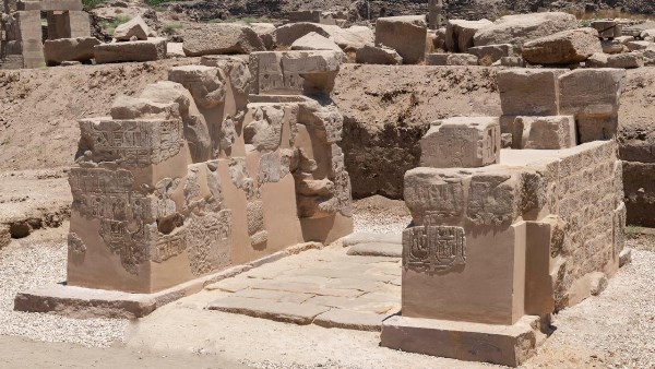 تمثال الملك رمسيس الثالث 