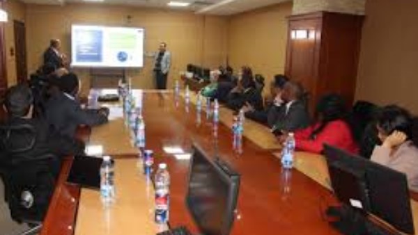 الصندوق العربي للمعونة