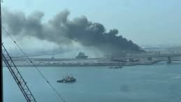  سقوط صاروخ على مركبة مدنية 