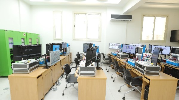 الجامعات التكنولوجية 