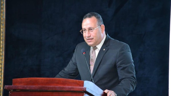 وزير التعليم العالي 