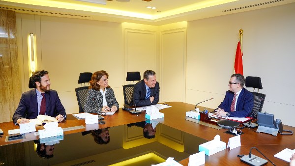 جانب من الاجتماع 