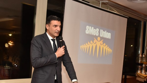 وزير الصناعة 