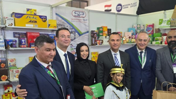 خلال المعرض 