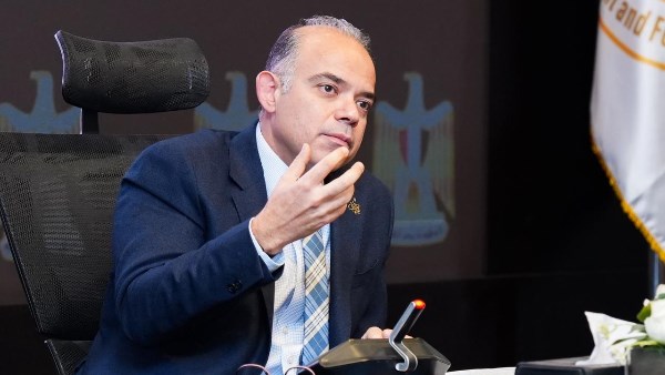 الدكتور محمد فريد وزير الاستثمار والتجارة الخارجية 