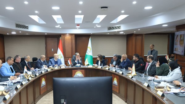  الدكتور أحمد الأنصاري محافظ الجيزة