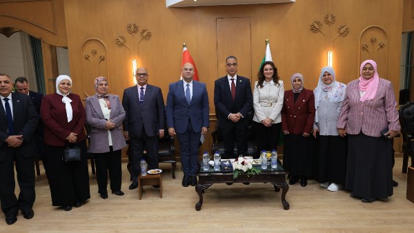 الدكتور أحمد الأنصاري محافظ الجيزة 