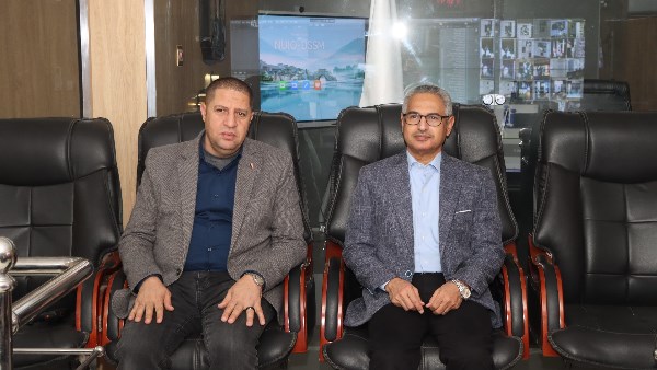 من مركز السيطرة.. محافظ بني سويف يتابع إجراءات تفعيل قرار الحكومة بغلق المحال العامة والمنشآت التجارية في المواعيد المقررة