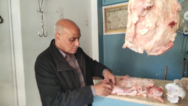 حملات مكثفة على الأسواق والمجازر 