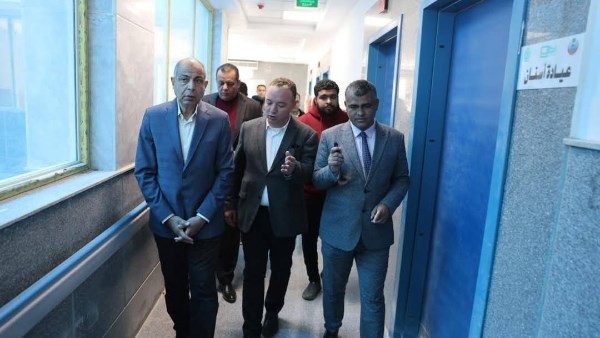 ضمن مشروعات حياة كريمة.. محافظ المنيا يتفقد التجهيزات النهائية لوحدة الروضة الصحية