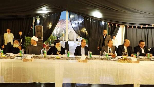 محافظ المنيا خلال الافطار