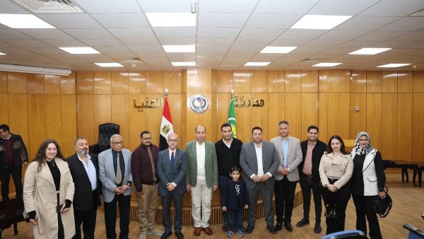 محافظ المنيا خلال احتفالية التكريم 