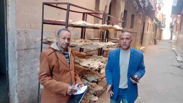  ضبط 25 مخالفة خلال حملة مفاجئة على 20 مخبزًا و3 مستودعات بوتاجاز بأبنوب