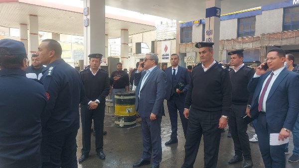 مدير أمن أسيوط يتابع عملية اخماد الحريق