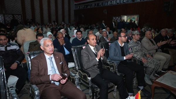 محافظ أسيوط يشهد احتفالات يوم الشهيد بمدرسة الجامعة محافظ أسيوط يشهد احتفالات يوم الشهيد بمدرسة الجامعة