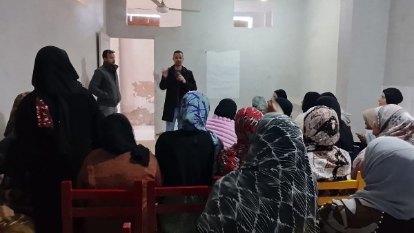 تنظيم الندوات التوعوية والتثقيفية