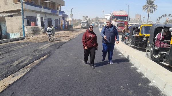 مواصلة أعمال رصف شارع بورسعيد بديروط