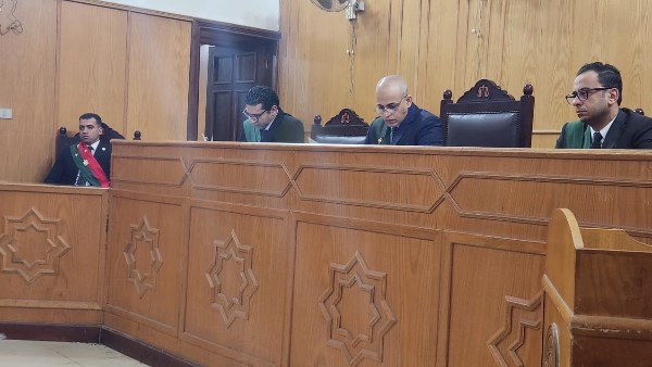 هيئة الدائرة الأولى بمحكمة جنايات قنا 