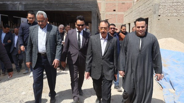 جانب من جولة محافظ سوهاج