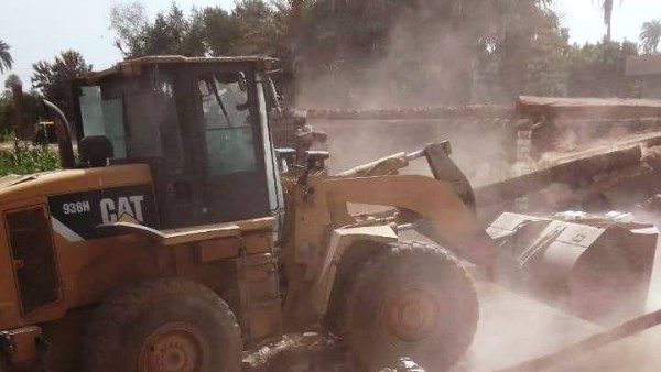 محافظ سوهاج يعلن إزالة 333 تعديا على أراضي الدولة