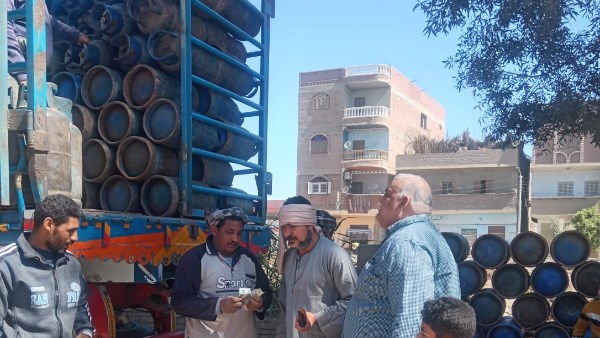 ضخ اسطوانات بوتاجاز بقنا