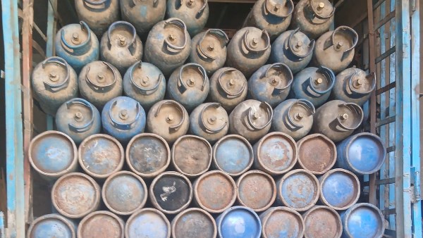 ضخ اسطوانات بوتاجاز بقنا