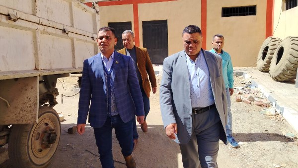 رئيس مدينة أرمنت يبدأ مهام عمله بجولة ميدانية موسعة لمتابعة الخدمات