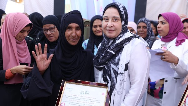 محاربات انتصرن على السرطان تكريم متعافيات سرطان الثدي في اليوم العالمي للمرأة