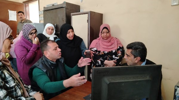 السكرتير المساعد بالأقصر يتابع منظومة التصالح وتقنين أراضي الدولة بمركز أرمنت