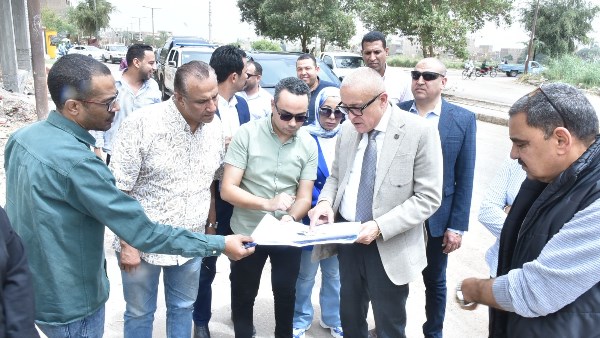 محافظ الأقصر يقود جولة ميدانية موسعة لتطوير الأحواض وتحسين البنية التحتية بالمدينة