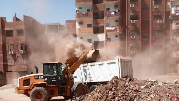 أسوان.. إزالة 30 حالة تعد بمساحة 24 ألف متر ضمن الموجة 28