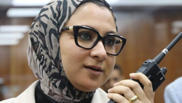 من الشبكة الوطنية..  محافظ الوادي الجديد تتابع تطبيق قرار مواعيد الغلق