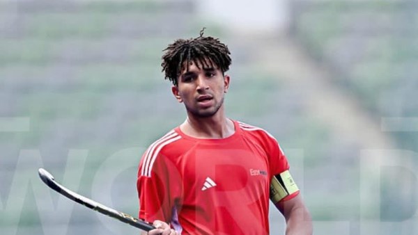 لاعبا هوكي سموحة في صفوف منتخب مصر بتصفيات كأس العالم لاعبا هوكي سموحة في صفوف منتخب مصر بتصفيات كأس العالم