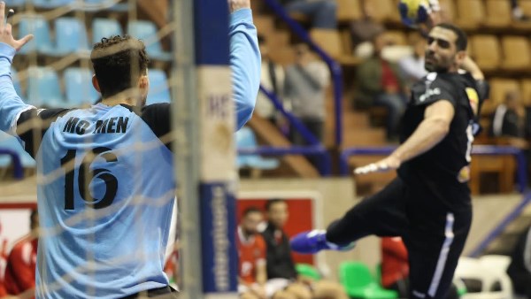 «رجال يد الأهلي» يفوز على طلائع الجيش في الدوري