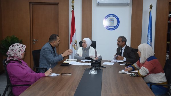 نائب محافظ الإسكندرية تتابع تطبيق التعريفة الجديدة