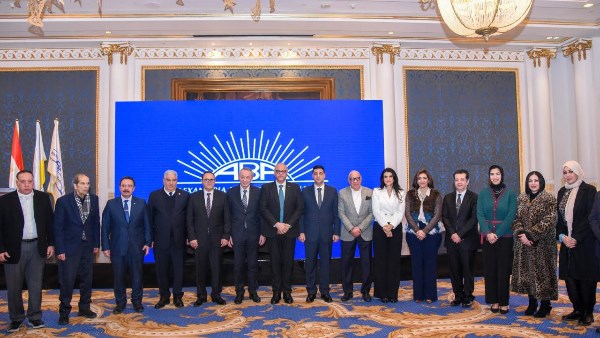 محافظ الإسكندرية في ضيافة جمعية رجال الأعمال 