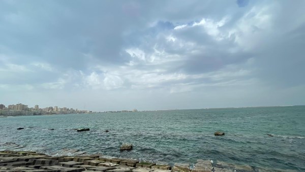 الجو اليوم بالإسكندرية