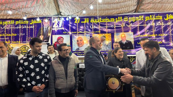 تكريم الفنان مصطفى ابوسريع