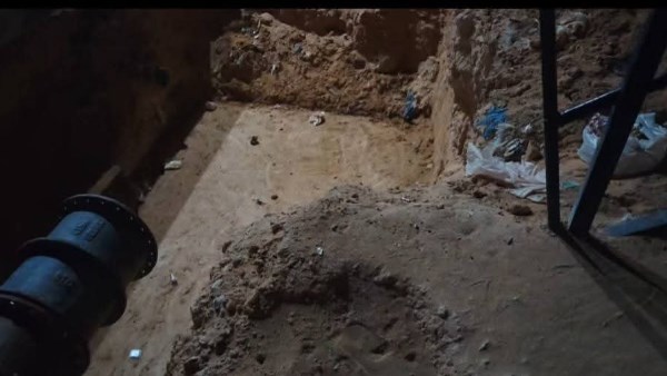 حفرة بمطروح